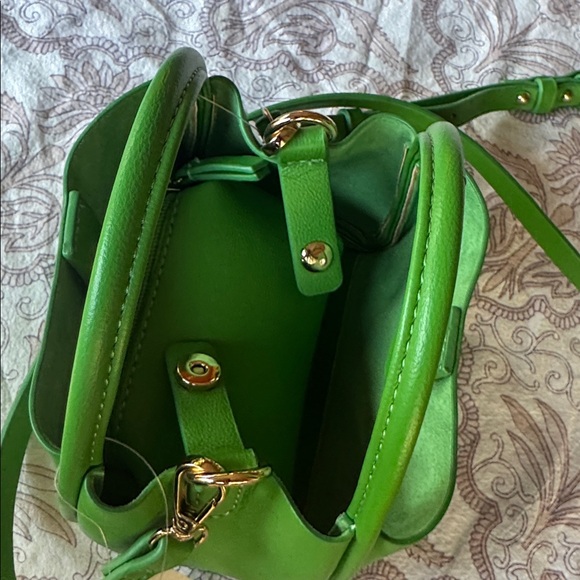 NWT Green Anthropologie Crossbody Bag w/ coin purse. - Picture 5 of 7